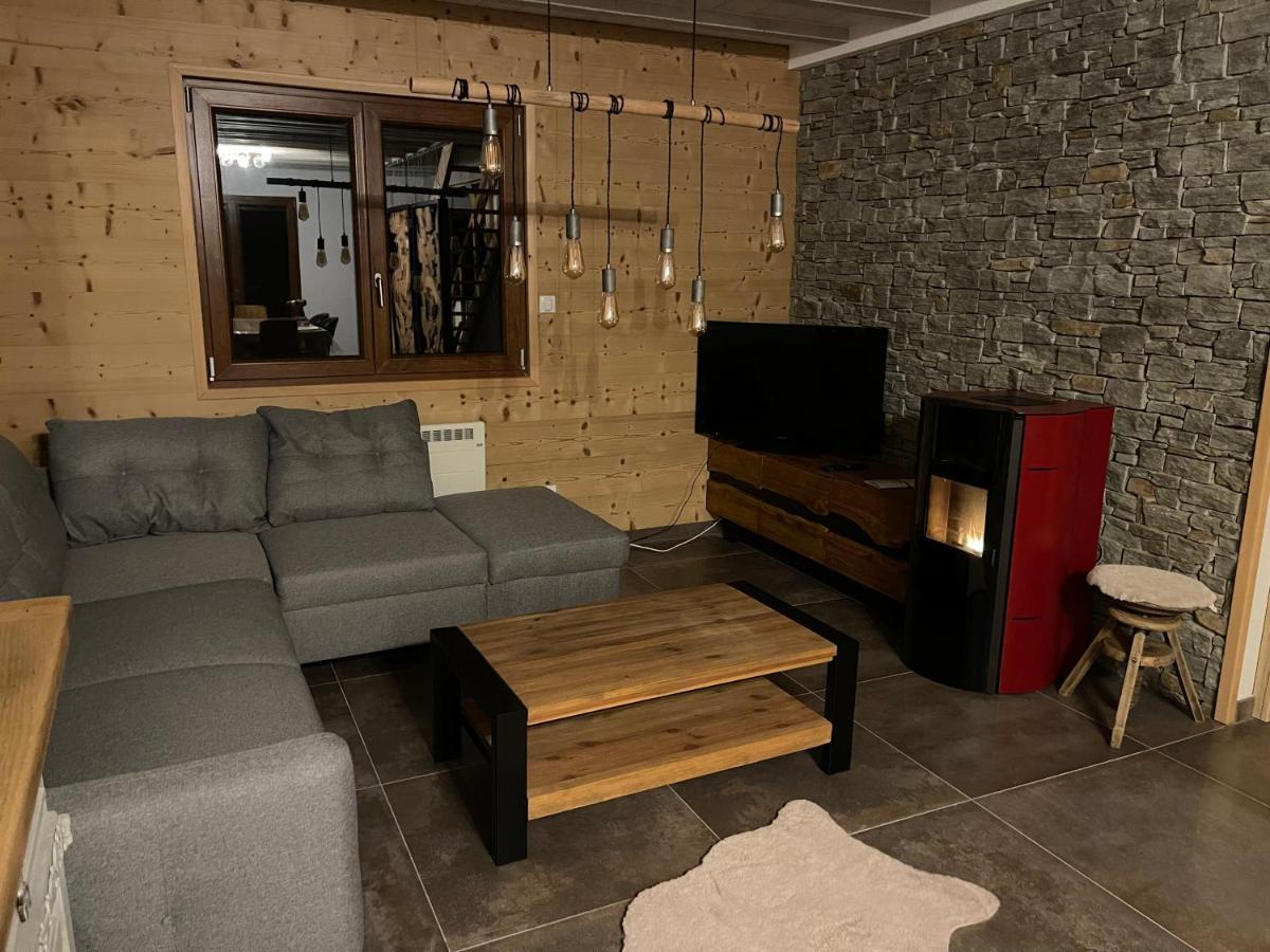 Chalet-Michel Avec Spa Montperreux Dış mekan fotoğraf